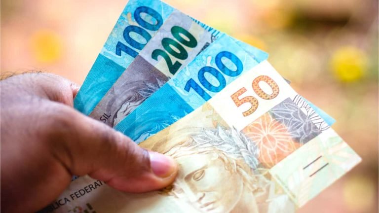 valor-do-salario-minimo-em-2023-ganha-informacao-surpreendente